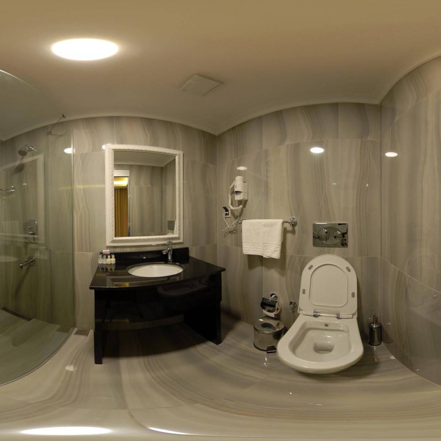 Trilye Kaplan Hotel Mudanya Exteriör bild